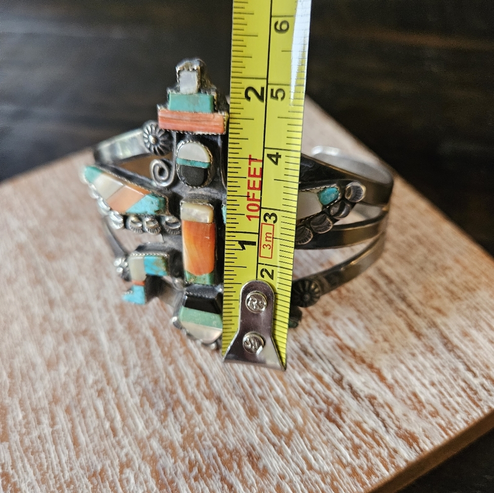 😍SOLD😍Vintage 1950's Collector Artist Signed Zuni Knifewing Cuff - Picture 2 of 8